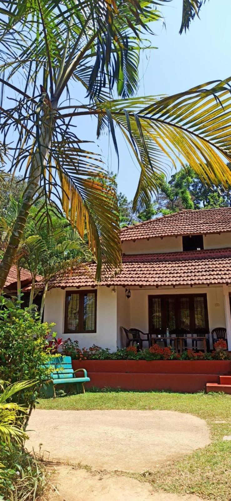 Emerald Castle Villa Madikeri Εξωτερικό φωτογραφία